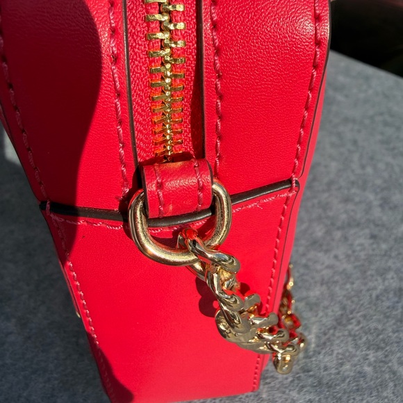 Michael Kors Pink Quilted Crossbody Bag - Picture 5 of 16